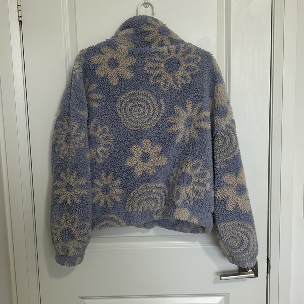 Urban Outfitters Sherpa Purple Jacket - Picture 5 of 6
